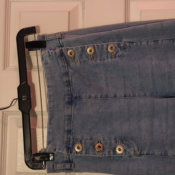 Women's Blue Jeans - Picture 2 of 5